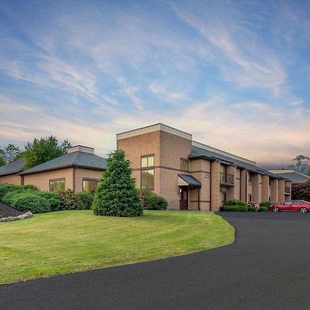 Comfort Inn Pocono Lakes Region Lake Ariel Extérieur photo