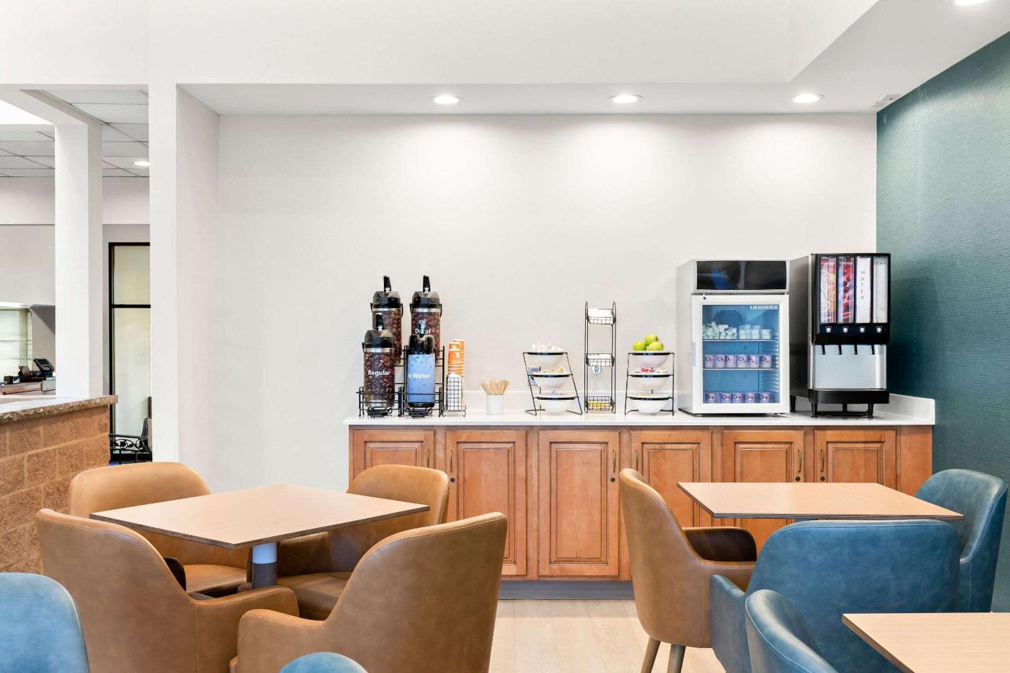 Comfort Inn Pocono Lakes Region Lake Ariel Extérieur photo
