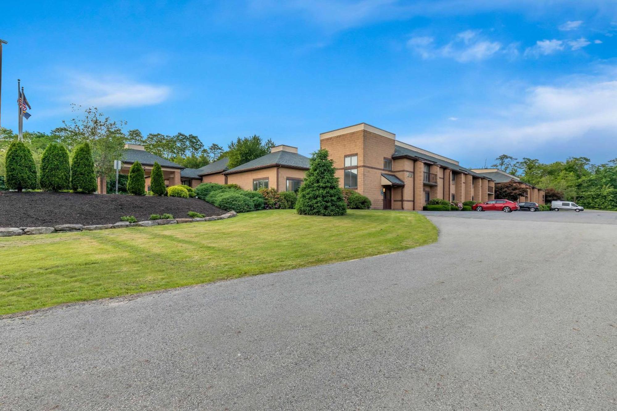 Comfort Inn Pocono Lakes Region Lake Ariel Extérieur photo